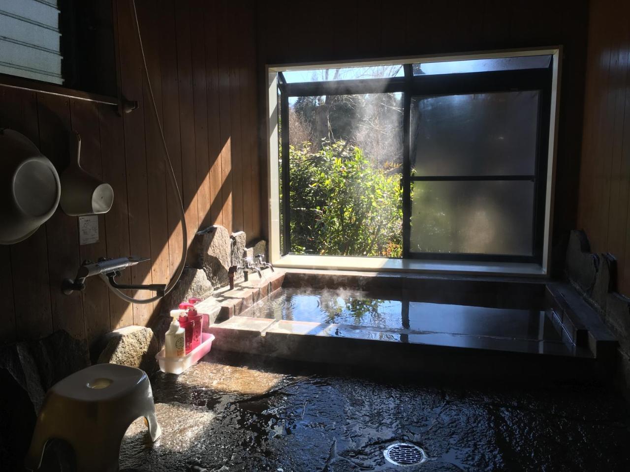 ホテル 山荘紗羅樹 由布市 エクステリア 写真